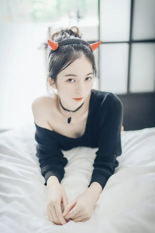 辰辰ChenChen - NO.002《小恶魔》 5